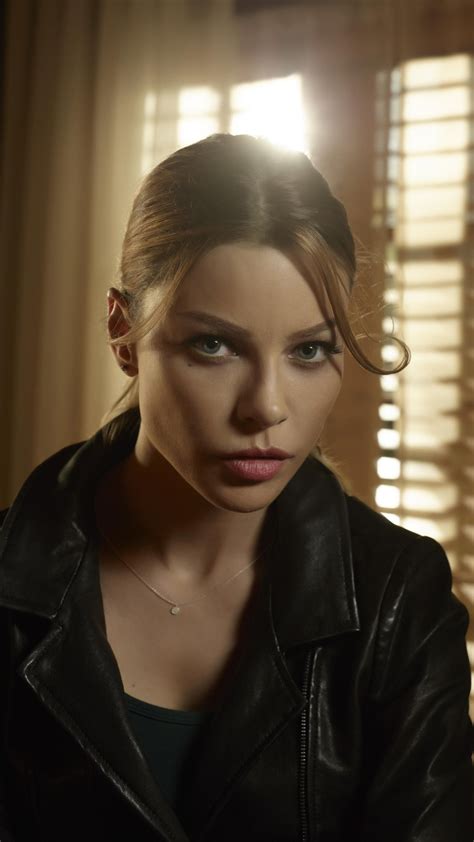 chloe decker lauren german